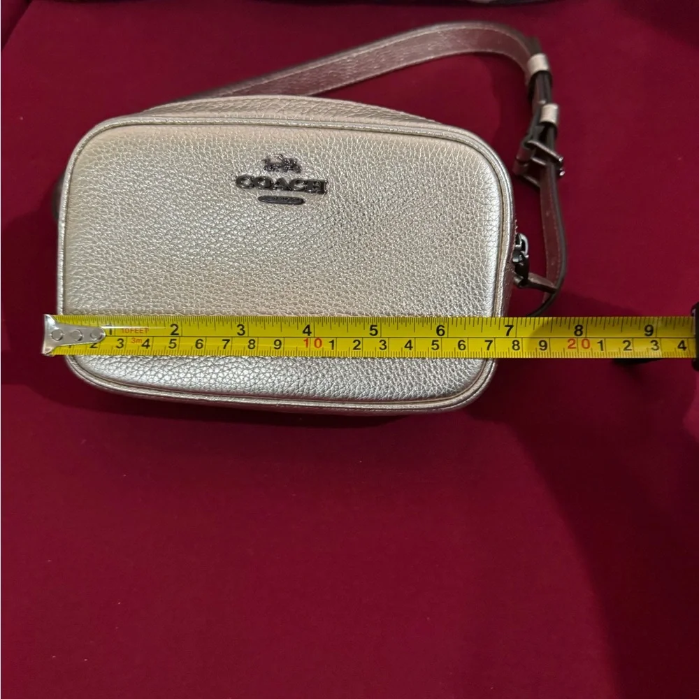 Coach Metallic Pebbled Leather Belt Bag/Fanny Pack - Picture 10 of 11